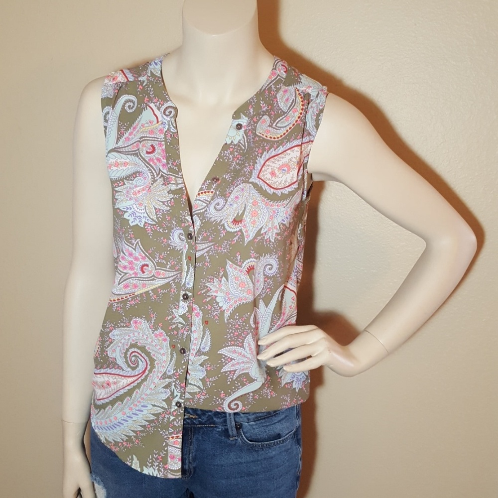 American Eagle sleeveless top